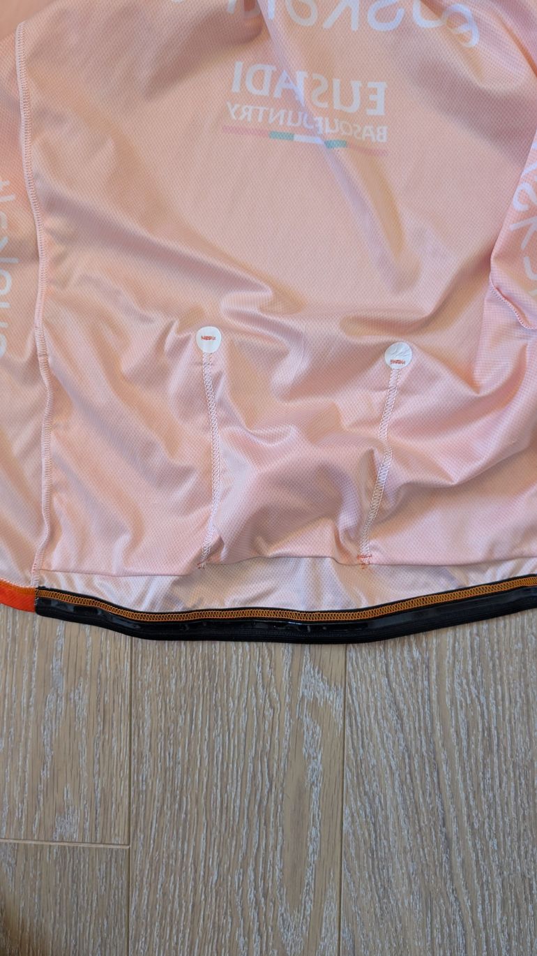 Brugt AGU Euskaltel Cycling Jersey 2026 bike — billede 10 af 10