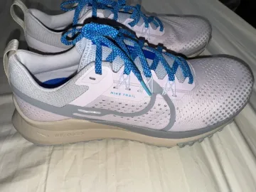 Pegasus Trail 4 Running Shoes usato