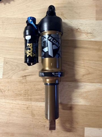 Gebrauchtes Fox Racing Float X Factory 2Pos-Adj Evol LV Métrique 2025 Rear Suspension