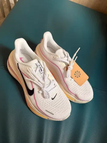 Used Nike Basket Running Shoes