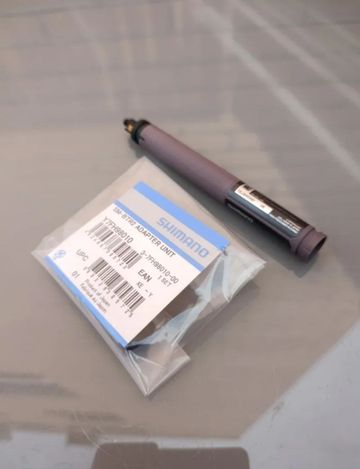 Używany Shimano Ultegra Di2 SM-BTR2 Internal Battery Cycling Accessories