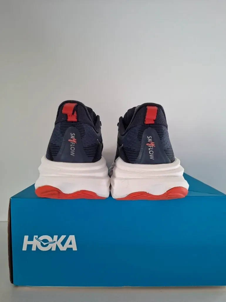 Used Hoka SkyFlow bike — image 10 of 13