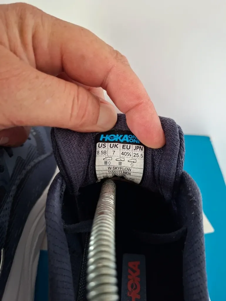 Used Hoka SkyFlow bike — image 13 of 13