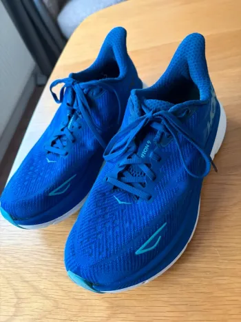 Used Hoka Clifton 9 bike — image 2 of 2