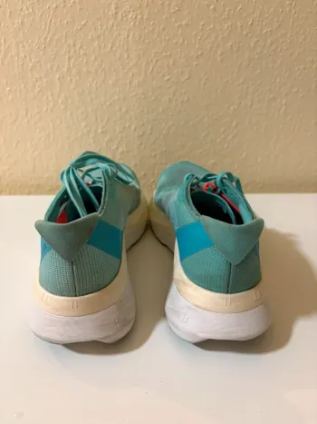 Used Adidas Adizero Boston 12 bike — image 4 of 15