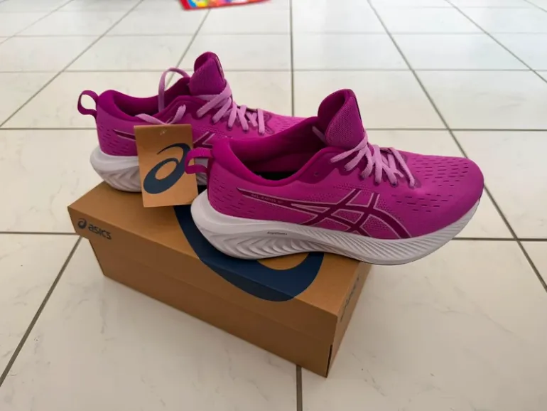 Brugt Asics Running Shoes bike — billede 4 af 6