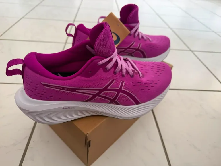 Brugt Asics Running Shoes bike — billede 5 af 6