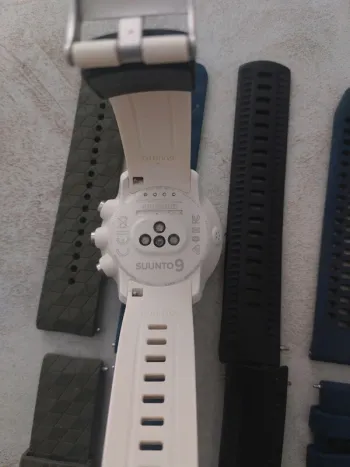 Suunto 9 BARO bike usato — immagine 3 di 6