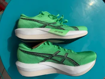 Asics MagicSpeed 5 bike d'occasion — image 3 sur 3