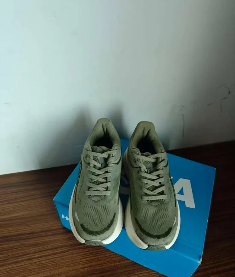 Used Hoka Laufschuhe bike — image 2 of 7