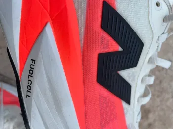 New Balance Rebel v5 bike d'occasion — image 7 sur 10