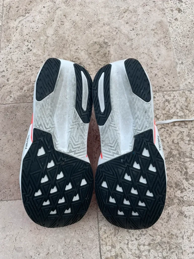New Balance Rebel v5 bike d'occasion — image 5 sur 10