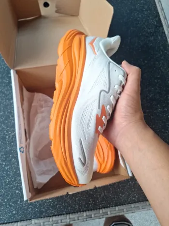 Gebrauchtes Hoka Laufschuhe bike — Bild 2 von 4