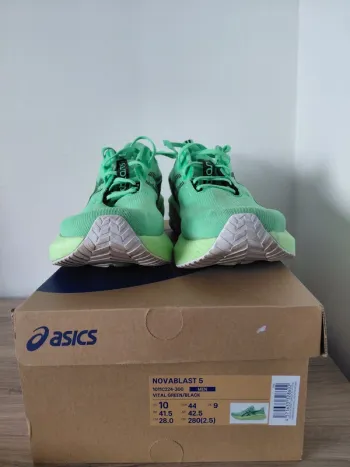 Asics Novablast 5 bike de segunda mano — imagen 2 de 4