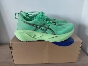Tweedehands Asics Novablast 5 Running Shoes
