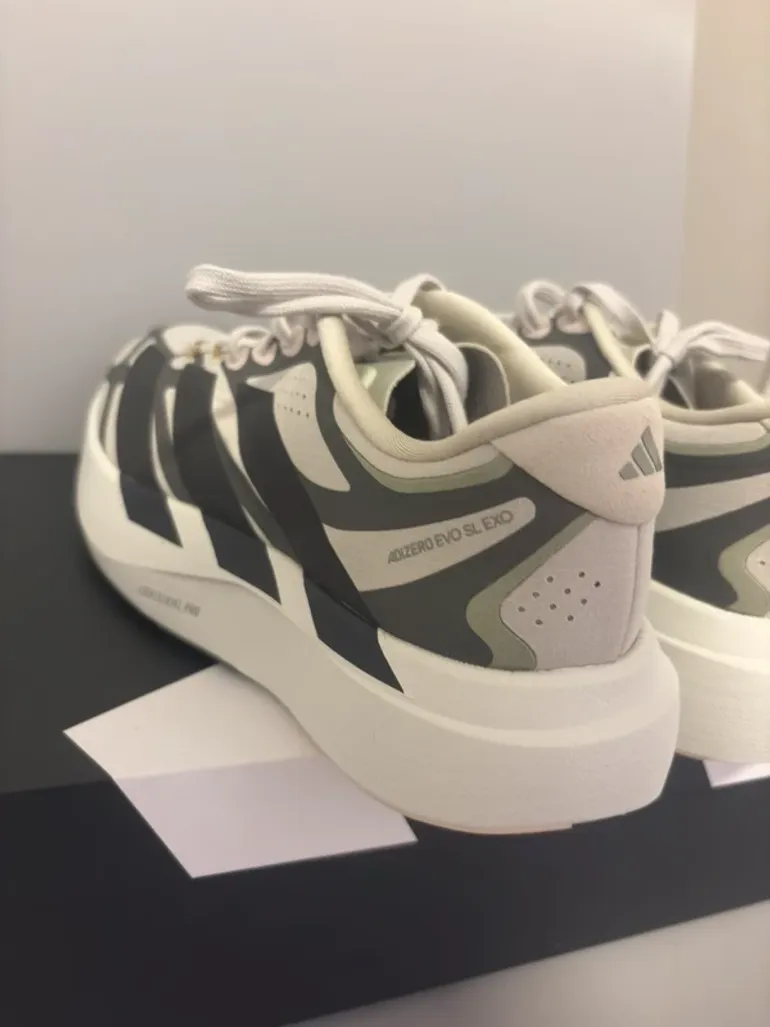 Adidas Adizero Evo SL exo bike usato — immagine 2 di 14