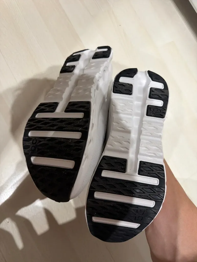 Gebrauchtes On Running Shoes bike — Bild 2 von 5