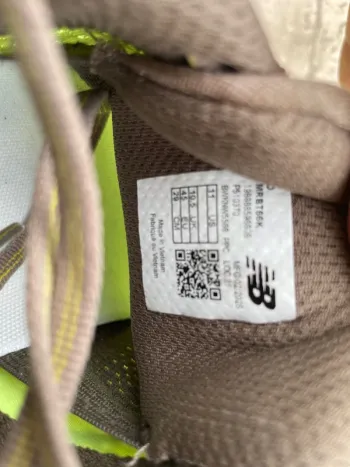 New Balance FuelCell Rebel Trail bike usato — immagine 10 di 10