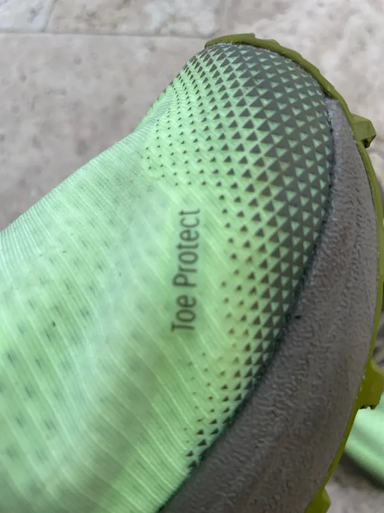 New Balance FuelCell Rebel Trail bike usato — immagine 8 di 10