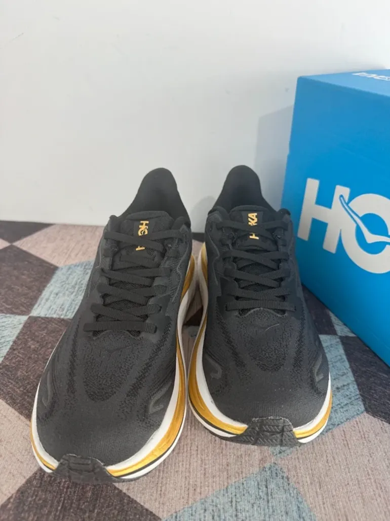 Used Hoka Shoes bike — image 4 of 4