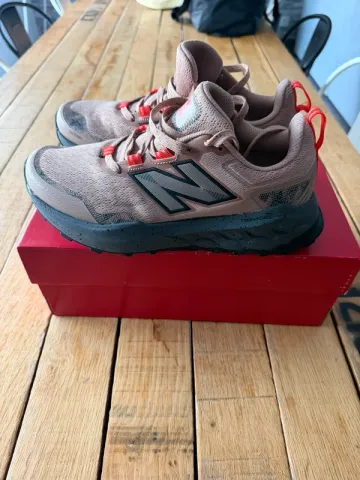 Gebrauchtes New Balance Garoe V1 Running Shoes