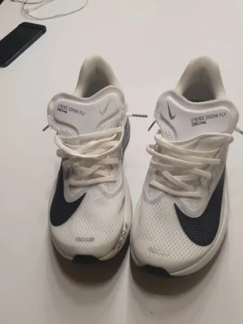 Used Flyer Zoom Fly 06 Running Shoes