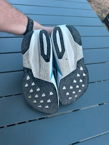 New Balance Rebel v5 bike d'occasion — image 9 sur 10
