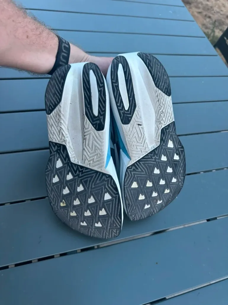 New Balance Rebel v5 bike d'occasion — image 9 sur 10