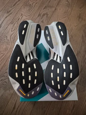 Used Adidas Adizero Adios Pro bike — image 7 of 12