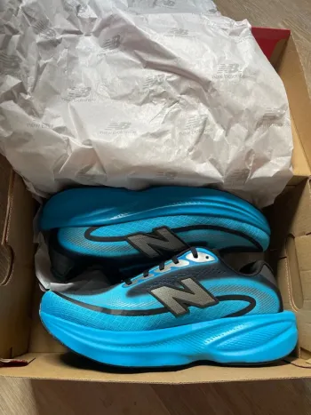 Used New Balance Ellipse Running Shoes