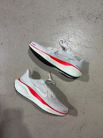 Pegasus 41 Running Shoes d'occasion
