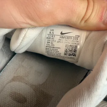 Used Nike Vomero 18 bike — image 8 of 9