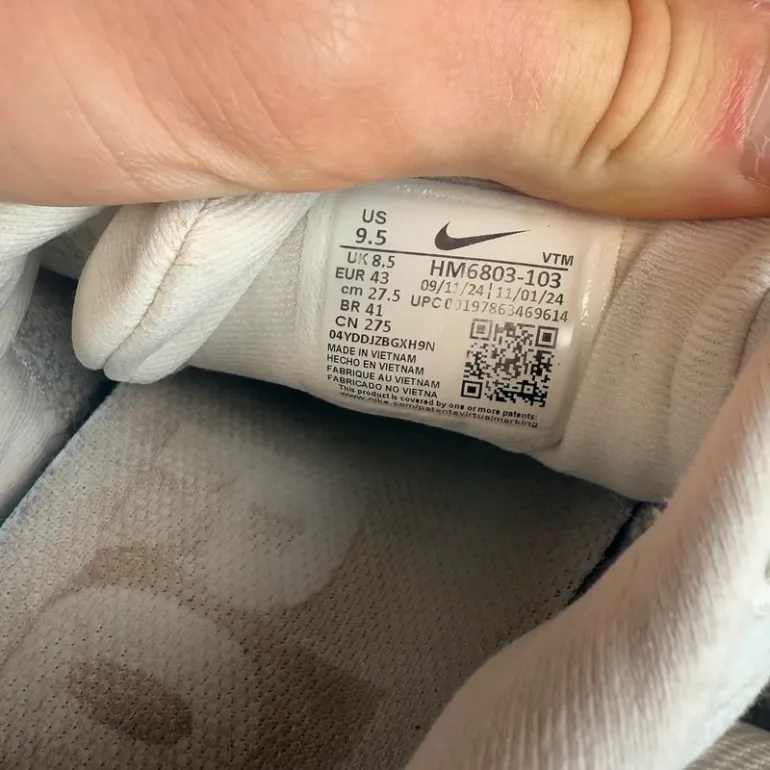 Used Nike Vomero 18 bike — image 8 of 9