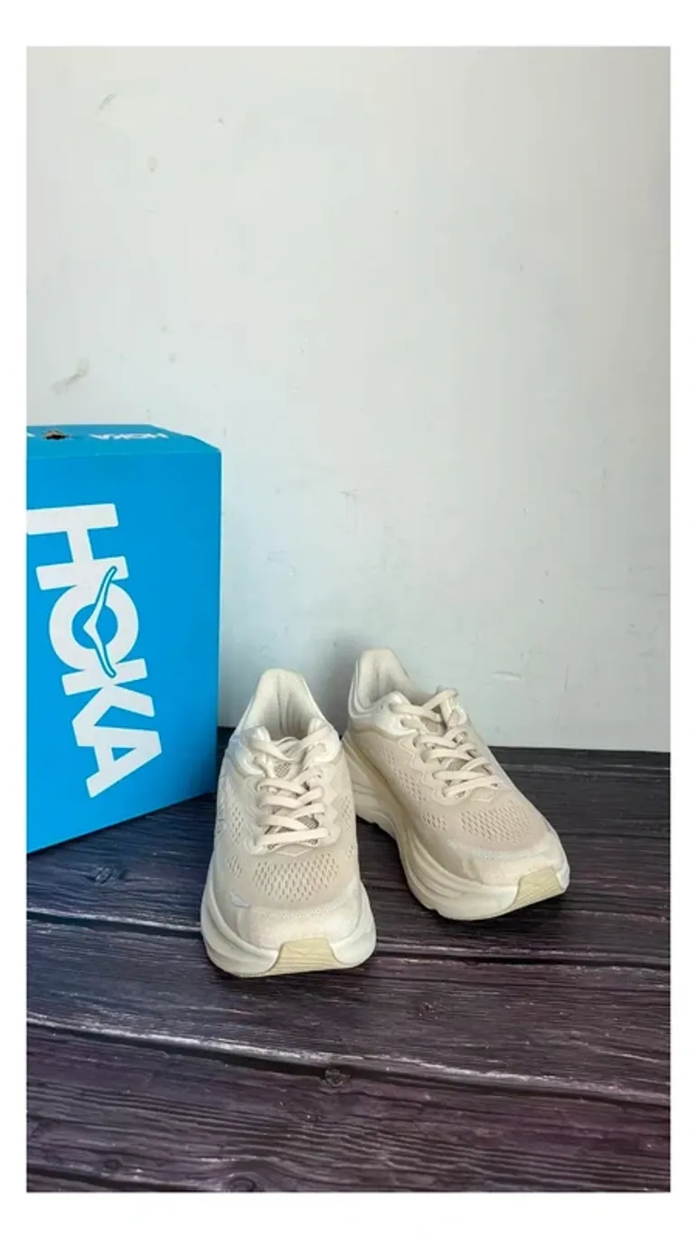Hoka Shoes Size 44.5 bike de segunda mano — imagen 2 de 5