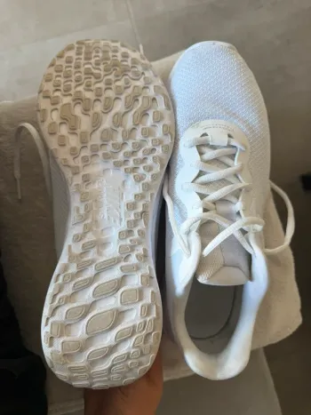 Tweedehands Nike Revolution 6 bike — afbeelding 5 van 5