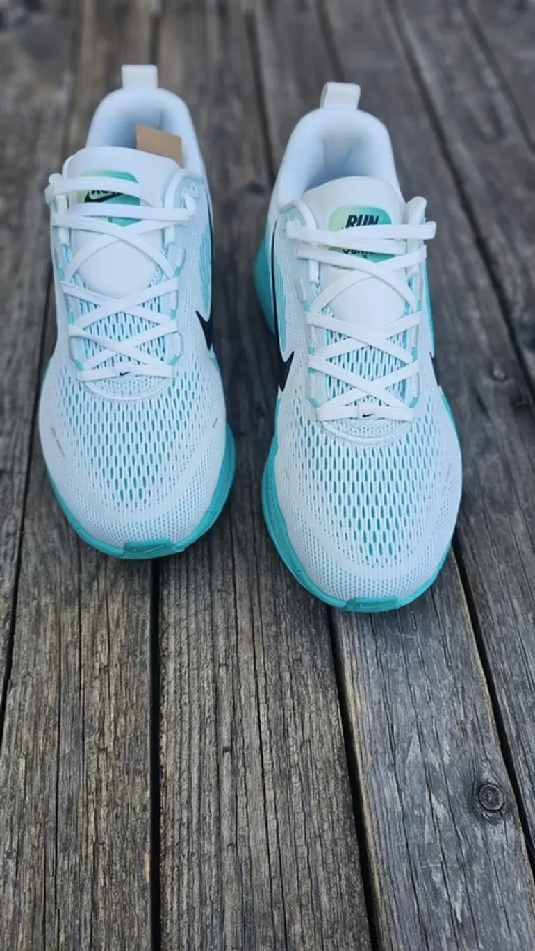 Použité Nike Zoom Vomero 18 bike — obrázek 2 z 8