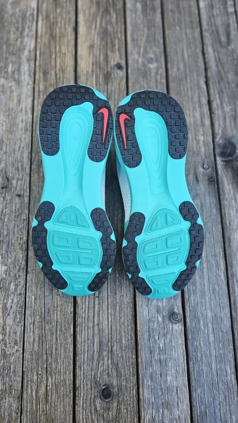 Použité Nike Zoom Vomero 18 bike — obrázek 6 z 8