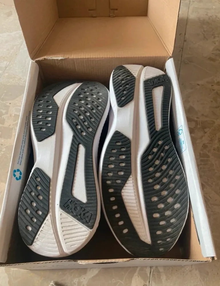 Hoka Mach 6 bike d'occasion — image 4 sur 5