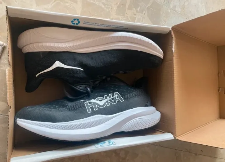 Hoka Mach 6 bike d'occasion — image 5 sur 5