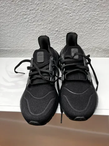 Tweedehands Adidas UltraBoost Running Shoes