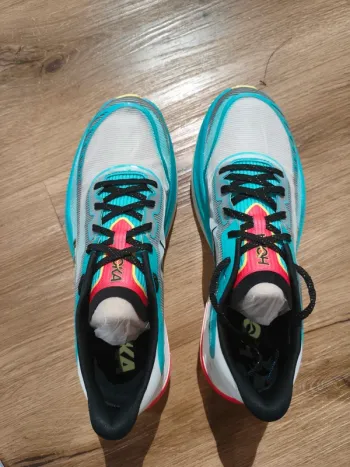 Hoka Cielo X1 2.0 bike usato — immagine 2 di 4