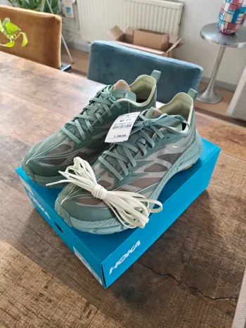 Used Hoka Mafate Speed 4 Lite Running Shoes