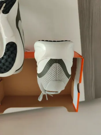 Nike Revolution 8 bike d'occasion — image 3 sur 7