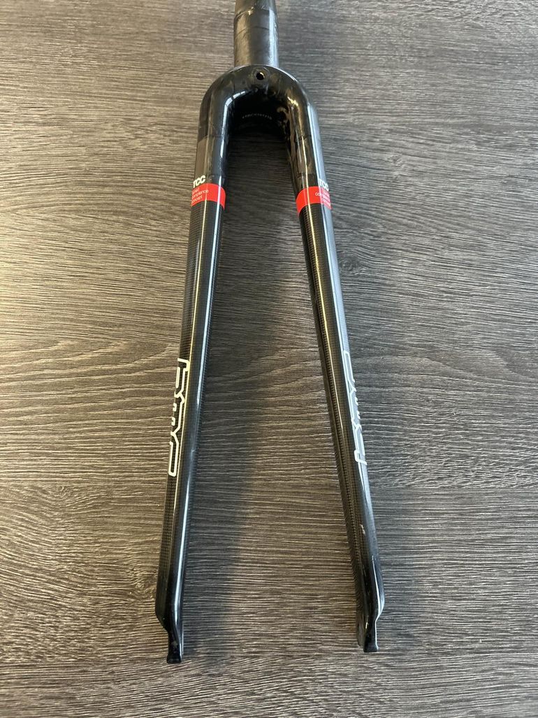 Used Bmc Fourche  carbone tuned compliance concept bike — image 2 of 7