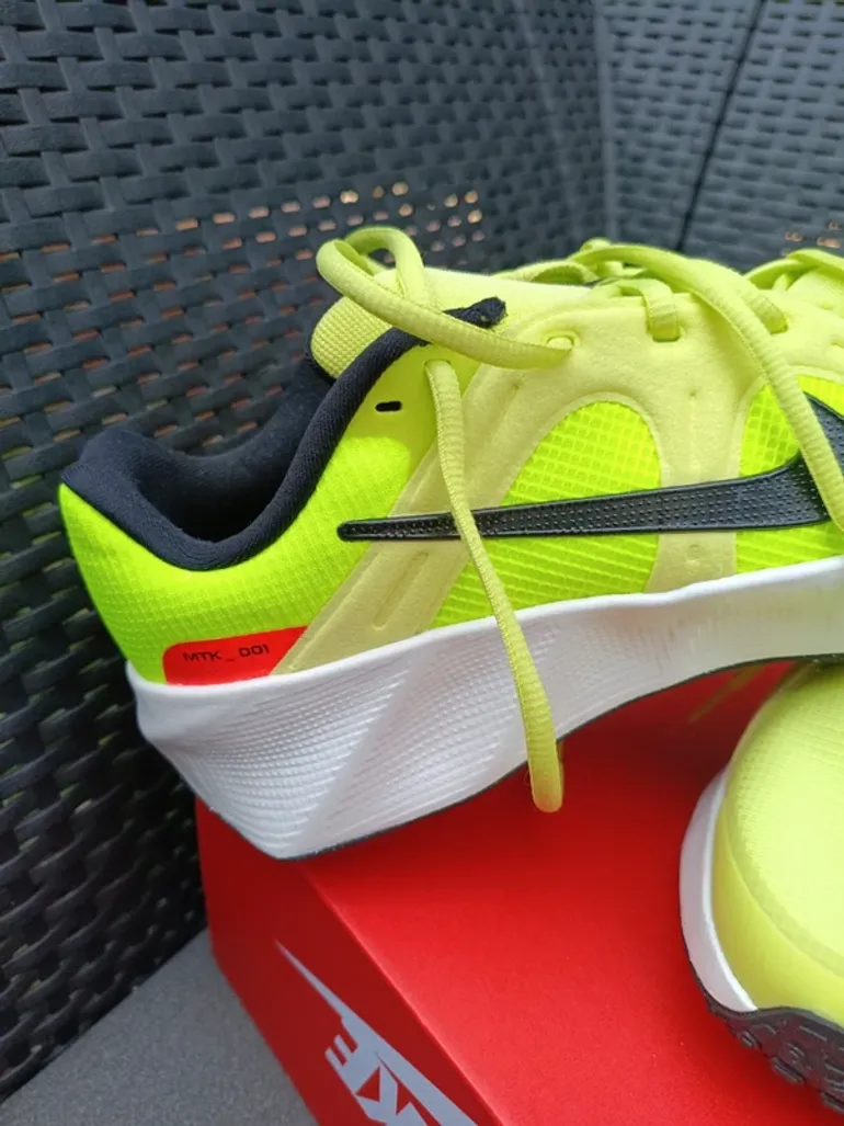 Tweedehands Nike Metro Tek bike — afbeelding 2 van 9