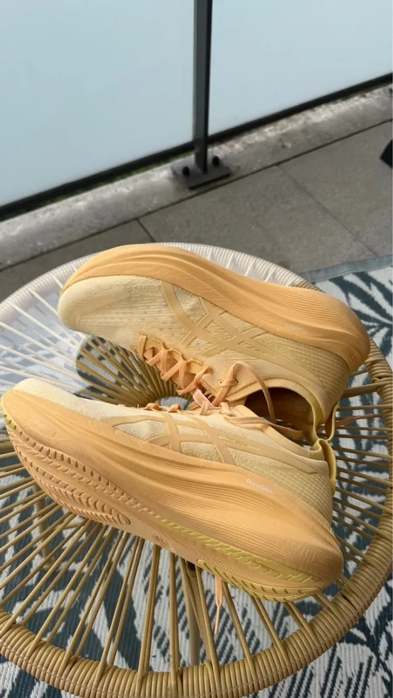 Käytetty Asics Gel Nimbus 27 bike — kuva 8 / 9