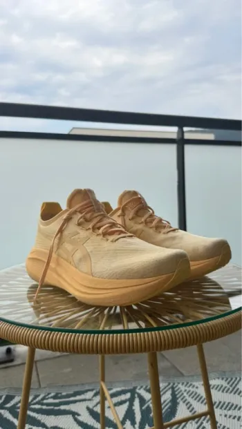 Asics Gel Nimbus 27 Running Shoes d'occasion