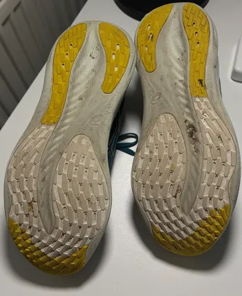 Used Asics Gel-Nimbus 26 bike — image 8 of 8