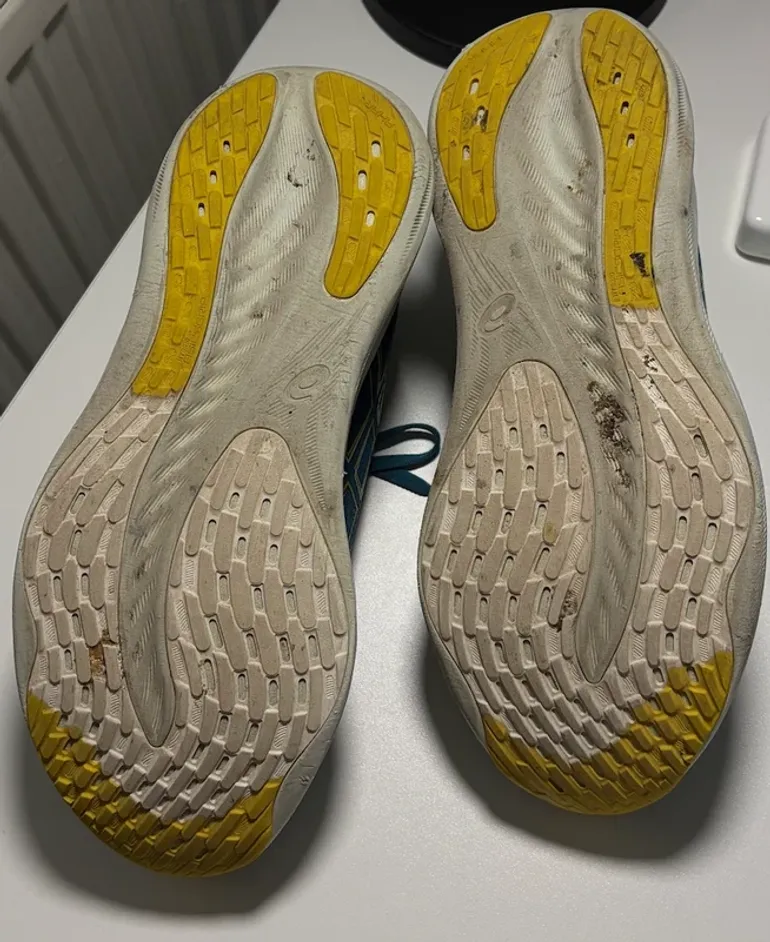 Used Asics Gel-Nimbus 26 bike — image 8 of 8