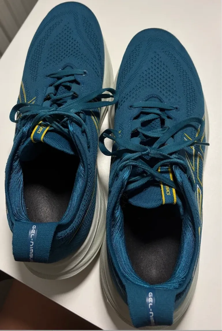 Used Asics Gel-Nimbus 26 bike — image 3 of 8
